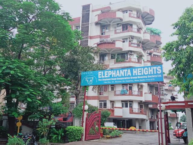 3 BHK Apartment in Sector 10 Dwarka for resale New Delhi. The reference number is 19839265