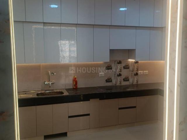 3 BHK Apartment in Sector 10 Dwarka for resale New Delhi. The reference number is 19940052