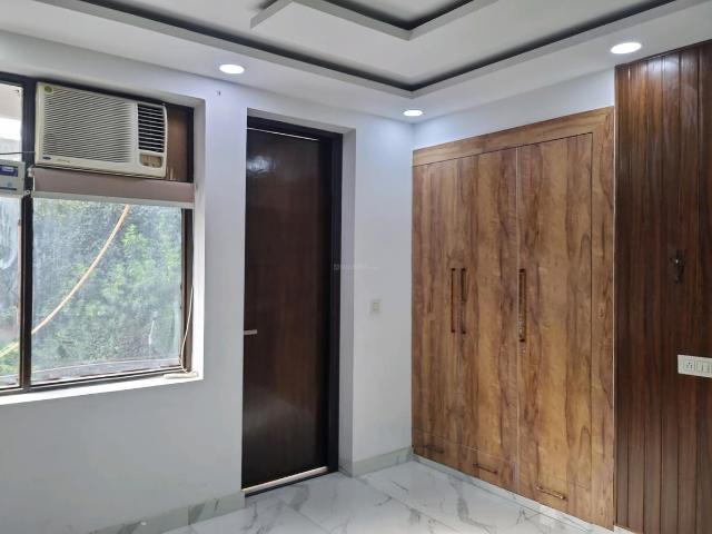 3 BHK Apartment in Sector 10 Dwarka for resale New Delhi. The reference number is 19901981