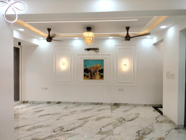 3 BHK Apartment in Sector 10 Dwarka for resale New Delhi. The reference number is 20143827