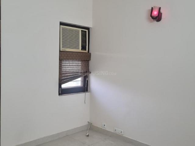 3 BHK Apartment in Sector 10 Dwarka for resale New Delhi. The reference number is 20102872