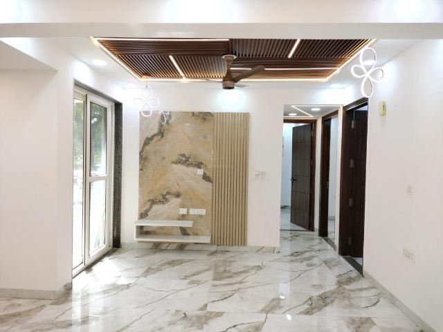 3 BHK Apartment in Sector 10 Dwarka for resale New Delhi. The reference number is 20516038