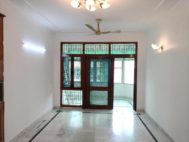 3 BHK Apartment in Sector 10 Dwarka for resale New Delhi. The reference number is 20613490