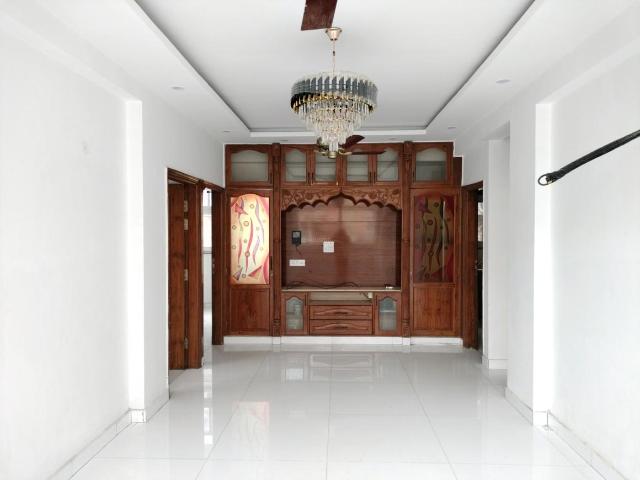 3 BHK Apartment in Sector 10 Dwarka for resale New Delhi. The reference number is 20774939