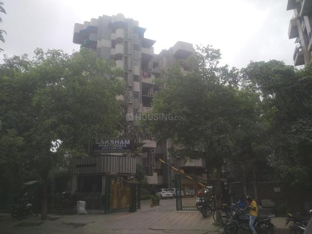 3 BHK Apartment in Sector 10 Dwarka for resale New Delhi. The reference number is 20878965