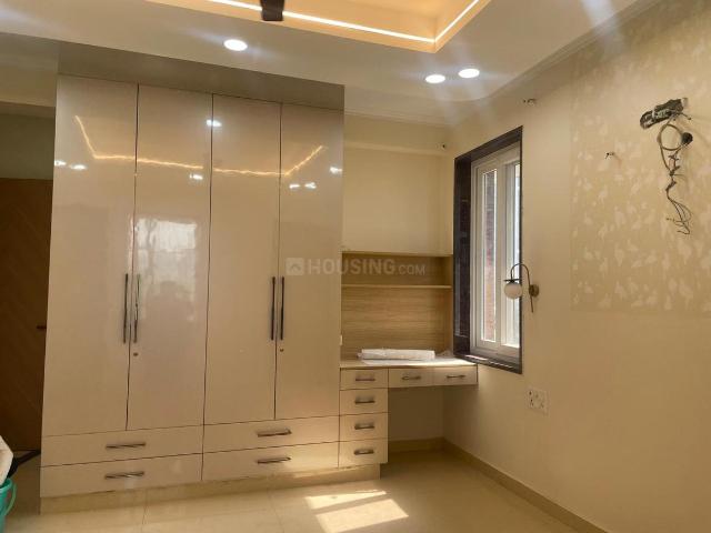 3 BHK Apartment in Sector 110 for rent Noida. The reference number is 19687730