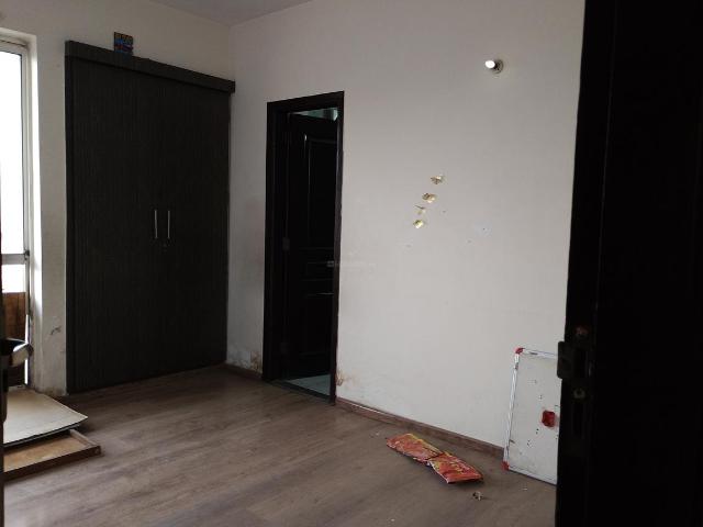 3 BHK Apartment in Sector 110 for rent Noida. The reference number is 20234671