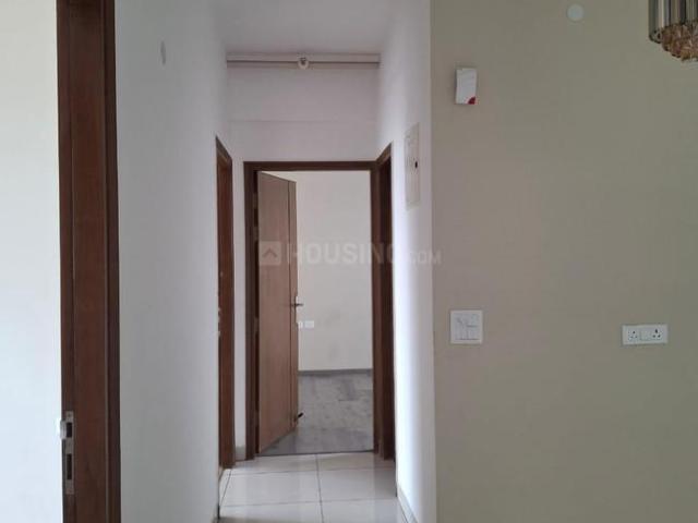 3 BHK Apartment in Sector 110 for rent Noida. The reference number is 20341362