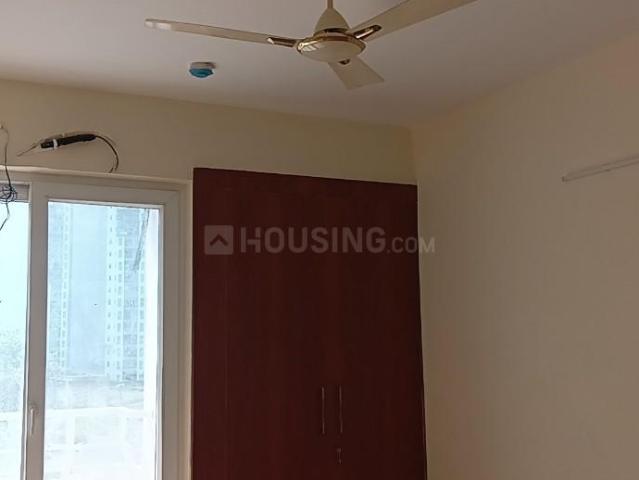 3 BHK Apartment in Sector 110 for rent Noida. The reference number is 20341362