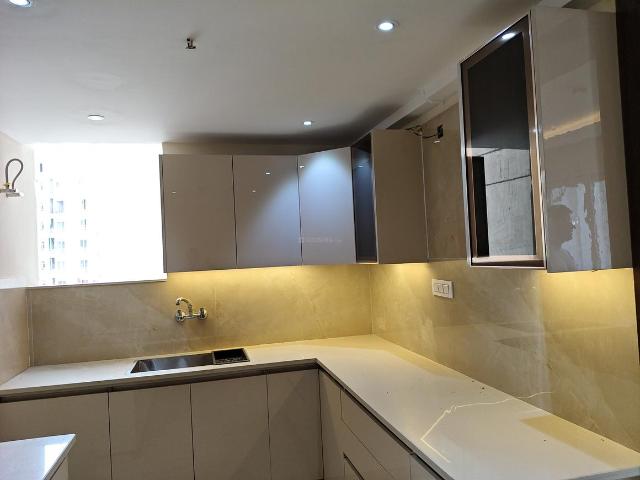 3 BHK Apartment in Sector 110 for rent Noida. The reference number is 20455827