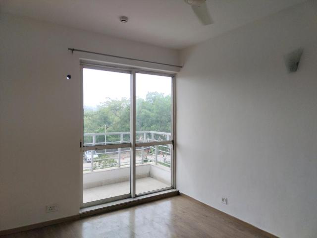 3 BHK Apartment in Sector 110 for rent Noida. The reference number is 20607222