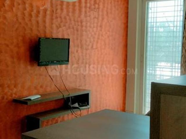 3 BHK Apartment in Sector 110 for rent Noida. The reference number is 20781804