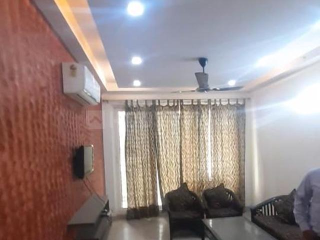 3 BHK Apartment in Sector 110 for rent Noida. The reference number is 20782124