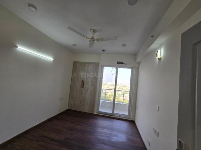 3 BHK Apartment in Sector 110 for rent Noida. The reference number is 20723034