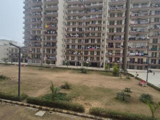 3 BHK Apartment in Sector 110 for resale Gurgaon. The reference number is 19587458