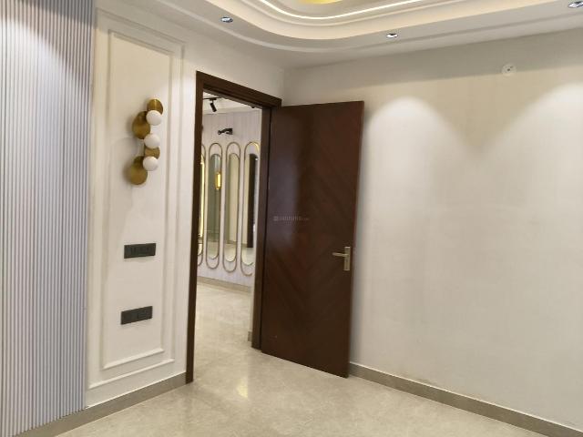 3 BHK Apartment in Sector 111 for resale Gurgaon. The reference number is 19498851