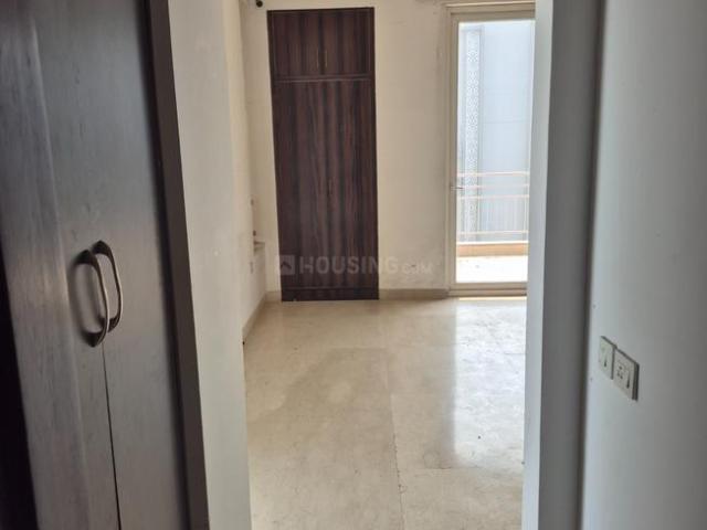 3 BHK Apartment in Sector 111 for resale Gurgaon. The reference number is 19356123