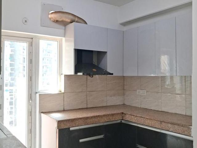 3 BHK Apartment in Sector 118 for rent Noida. The reference number is 19145850