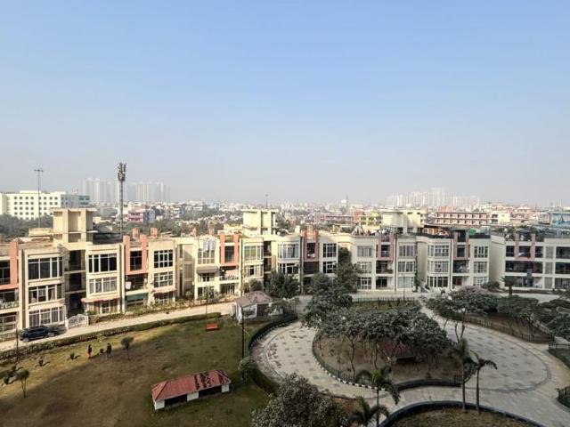 3 BHK Apartment in Sector 119 for resale Noida. The reference number is 19489732