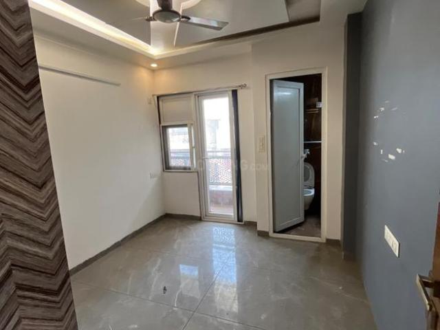 3 BHK Apartment in Sector 11 Dwarka for rent New Delhi. The reference number is 20285244