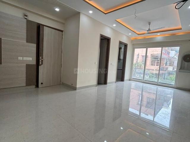 3 BHK Apartment in Sector 11 Dwarka for resale New Delhi. The reference number is 14961035