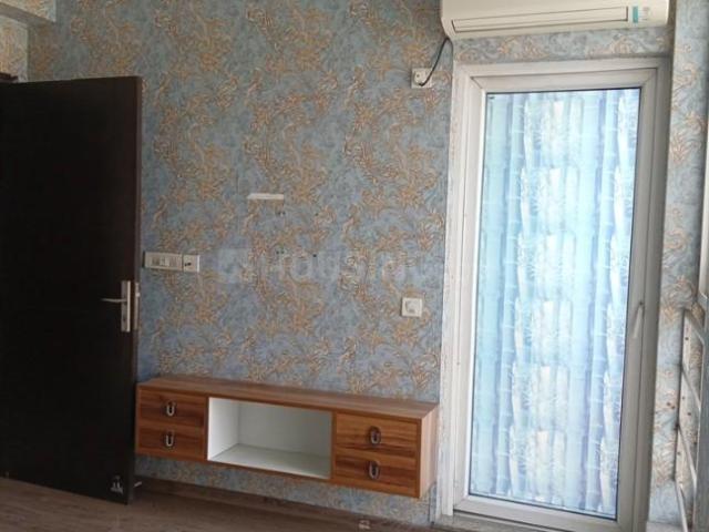3 BHK Apartment in Sector 121 for rent Noida. The reference number is 20414154