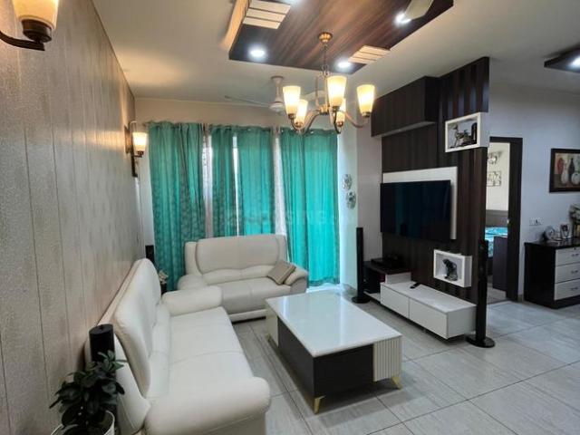 3 BHK Apartment in Sector 121 for resale Noida. The reference number is 20952756