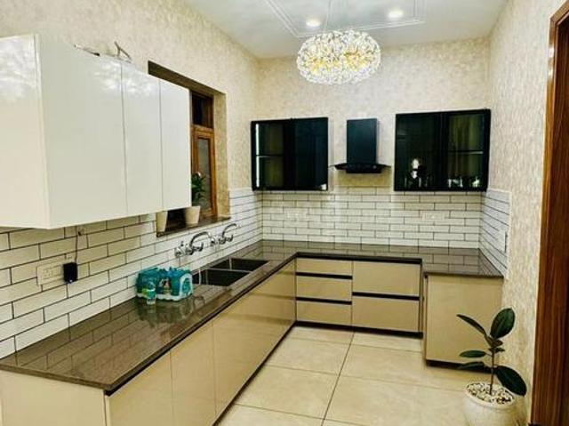 3 BHK Apartment in Sector 127 for resale Sahibzada Ajit Singh Nagar. The reference number is 17278127