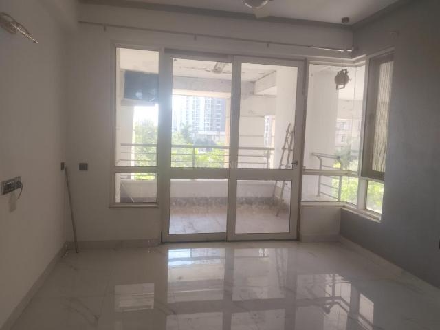 3 BHK Apartment in Sector 128 for rent Noida. The reference number is 19981032