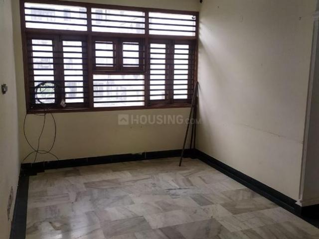 3 BHK Apartment in Sector 12 Dwarka for rent New Delhi. The reference number is 18931766