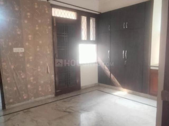 3 BHK Apartment in Sector 12 Dwarka for rent New Delhi. The reference number is 19473196
