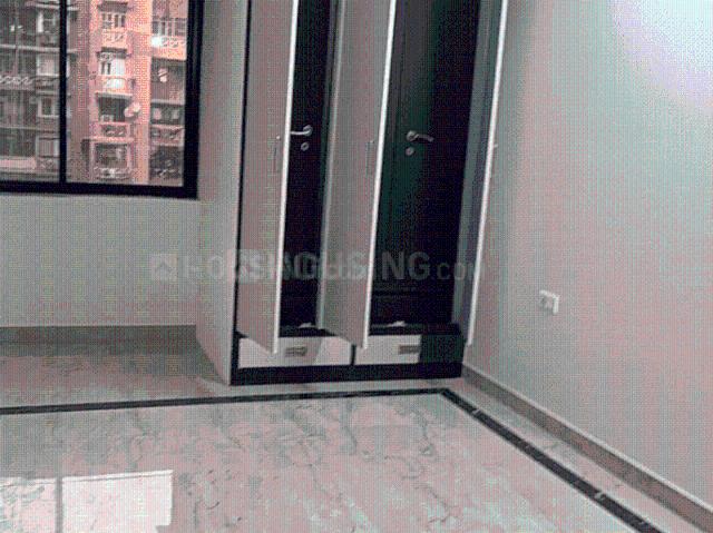 3 BHK Apartment in Sector 12 Dwarka for rent New Delhi. The reference number is 19934743