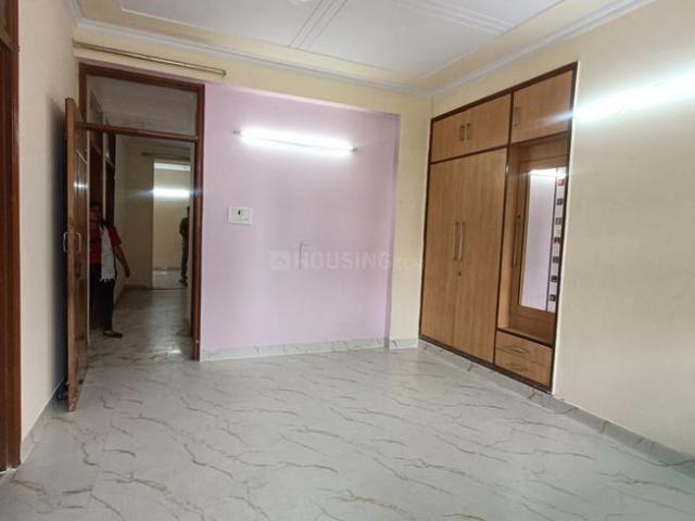 3 BHK Apartment in Sector 12 Dwarka for rent New Delhi. The reference number is 20420245