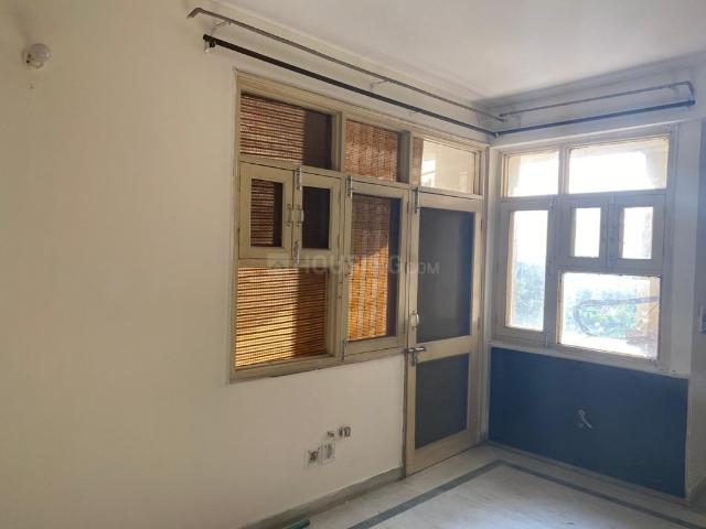 3 BHK Apartment in Sector 12 Dwarka for rent New Delhi. The reference number is 20485125