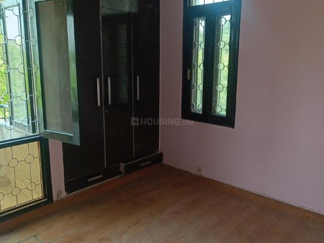 3 BHK Apartment in Sector 12 Dwarka for rent New Delhi. The reference number is 20247861