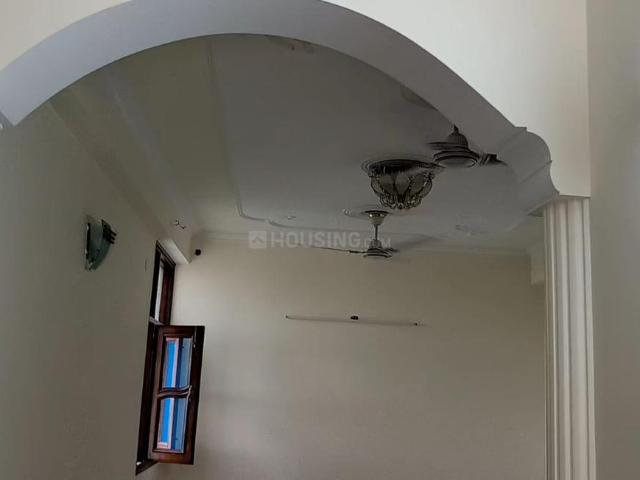 3 BHK Apartment in Sector 12 Dwarka for rent New Delhi. The reference number is 20371663