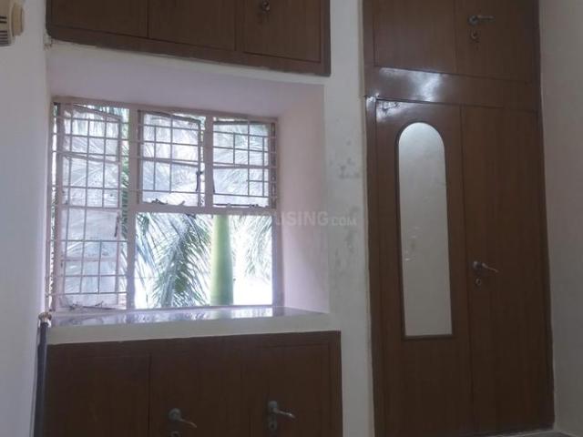 3 BHK Apartment in Sector 12 Dwarka for resale New Delhi. The reference number is 16198829