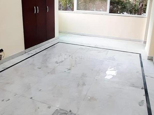 3 BHK Apartment in Sector 12 Dwarka for resale New Delhi. The reference number is 16960834