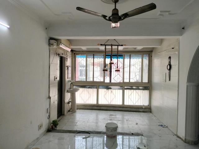 3 BHK Apartment in Sector 12 Dwarka for resale New Delhi. The reference number is 19843866