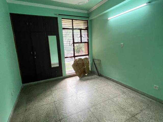 3 BHK Apartment in Sector 12 Dwarka for resale New Delhi. The reference number is 19984993