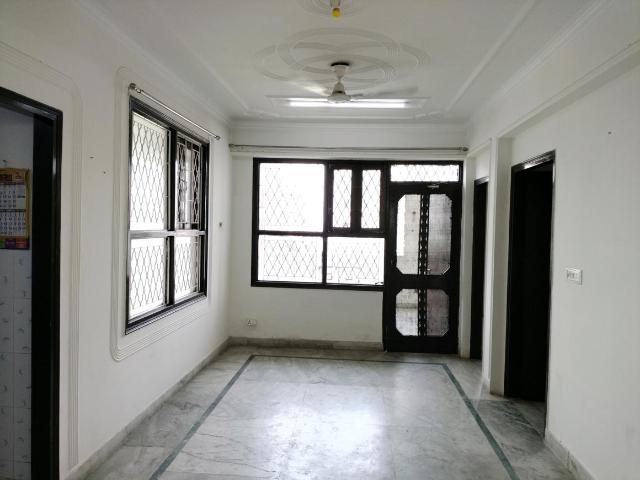 3 BHK Apartment in Sector 12 Dwarka for resale New Delhi. The reference number is 20165817