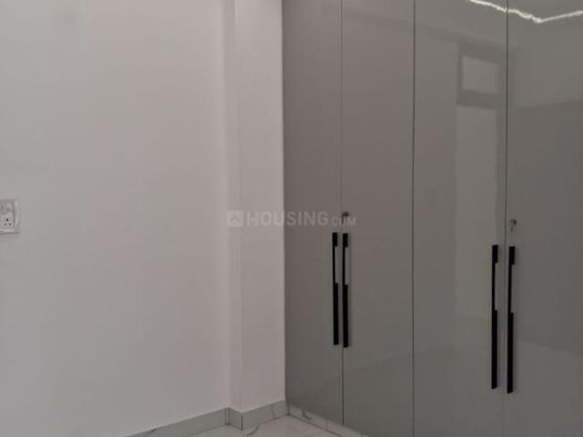 3 BHK Apartment in Sector 12 Dwarka for resale New Delhi. The reference number is 20295522