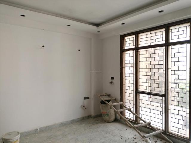 3 BHK Apartment in Sector 12 Dwarka for resale New Delhi. The reference number is 20882342