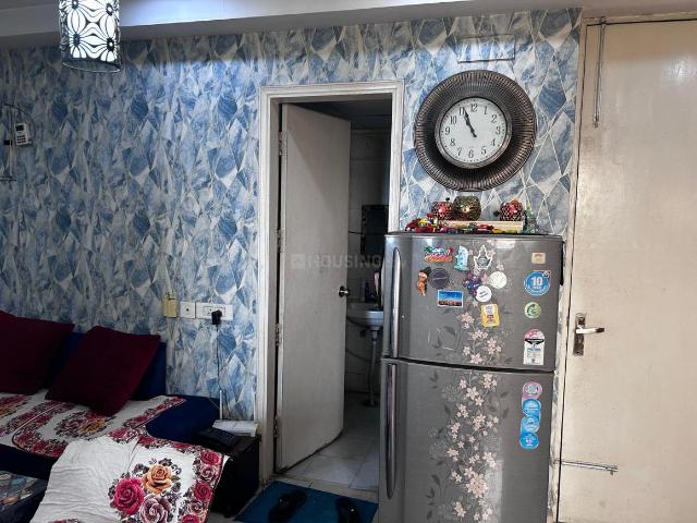 3 BHK Apartment in Sector 133 for rent Noida. The reference number is 19575044