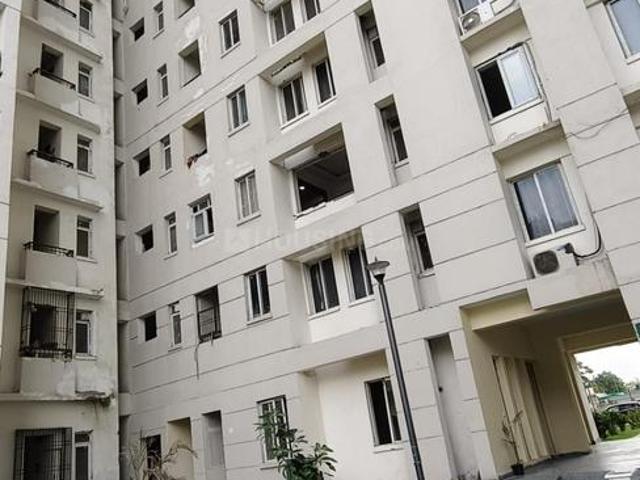 3 BHK Apartment in Sector 133 for resale Noida. The reference number is 20703512