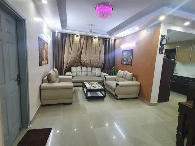 3 BHK Apartment in Sector 137 for rent Noida. The reference number is 15103059