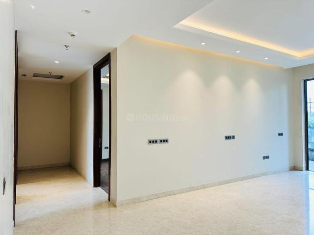 3 BHK Apartment in Sector 137 for rent Noida. The reference number is 17063616