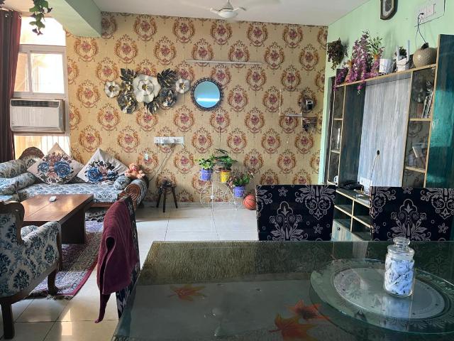 3 BHK Apartment in Sector 137 for rent Noida. The reference number is 17620332