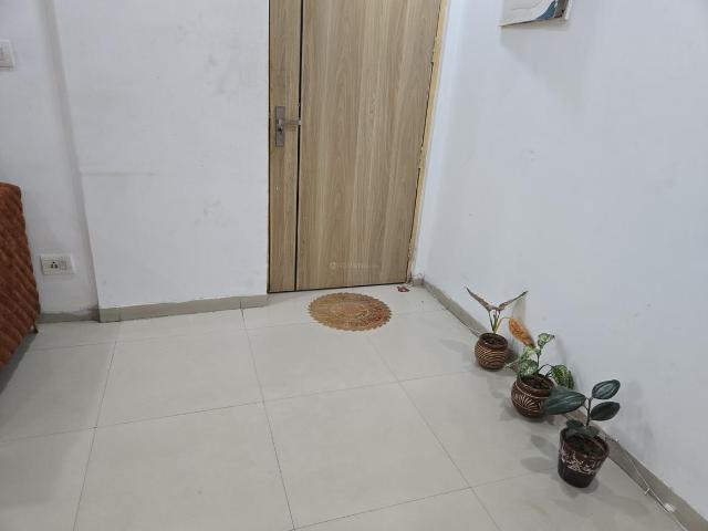 3 BHK Apartment in Sector 137 for rent Noida. The reference number is 18356919