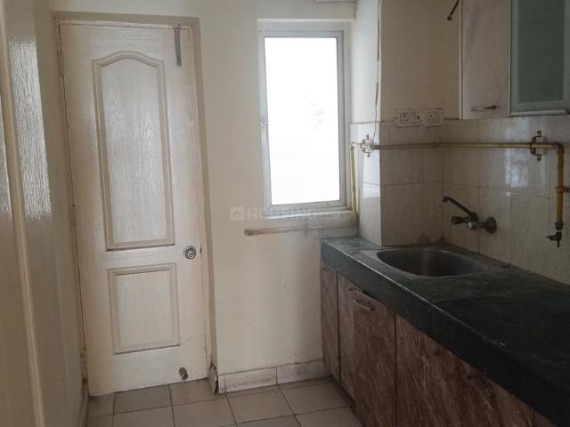 3 BHK Apartment in Sector 137 for rent Noida. The reference number is 18852437